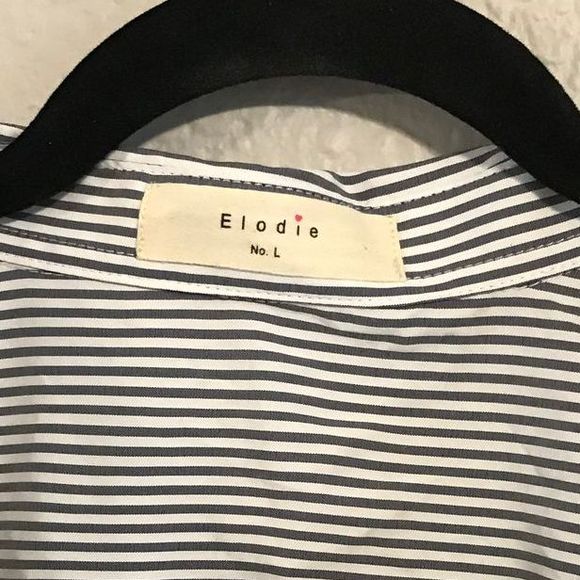 2 For $25 Elodie - Button Up Striped Shirt Size L - Picture 4 of 6